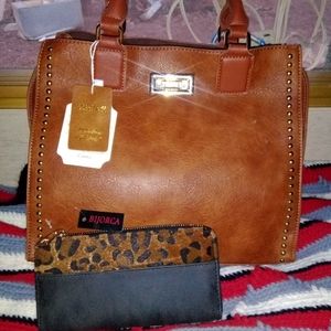 Purse and wallet or separate